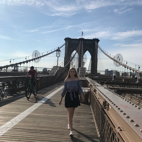 Meet your Posher, R - Picture 1 of 1